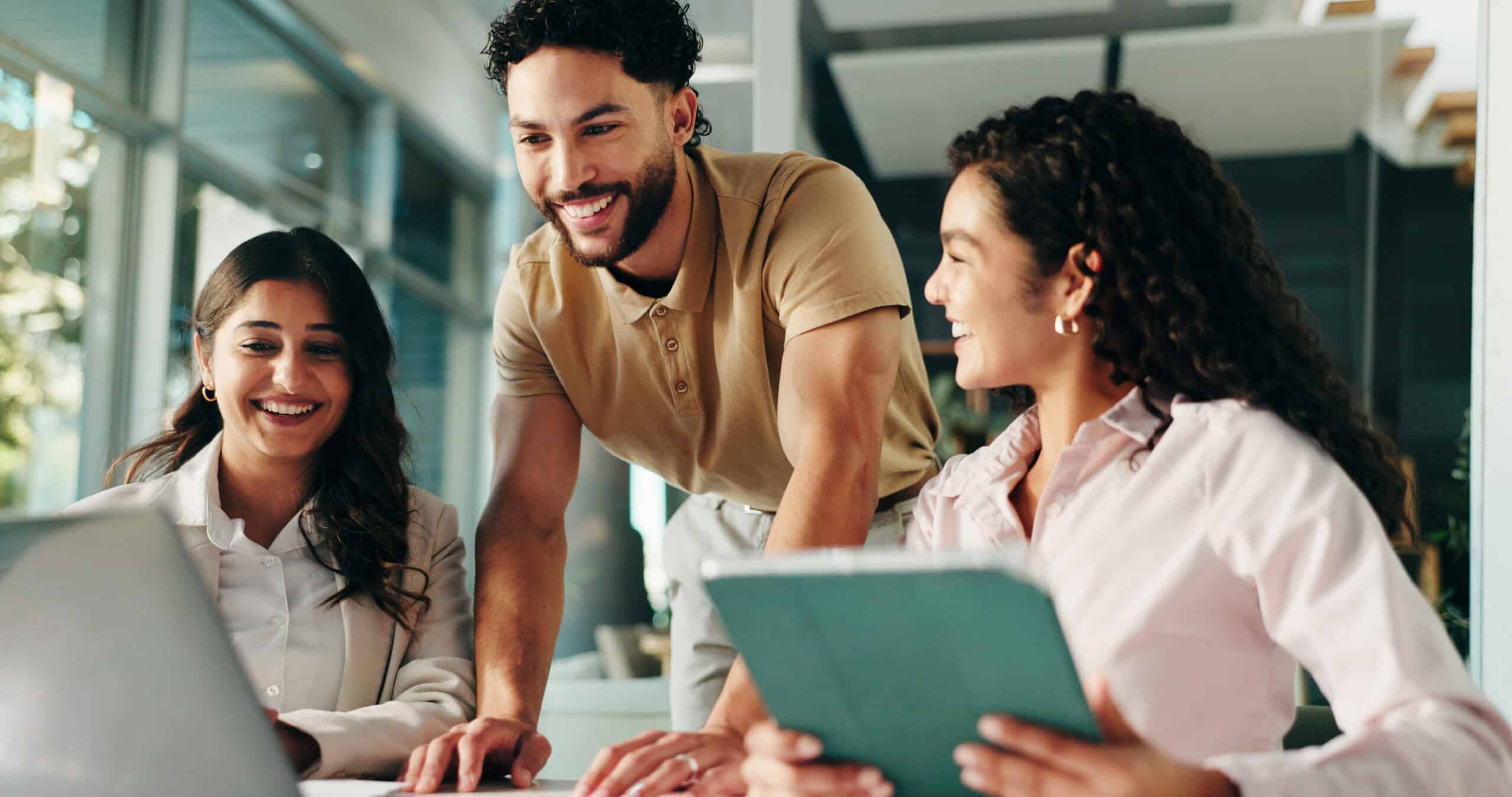 marketing team using technology in planning